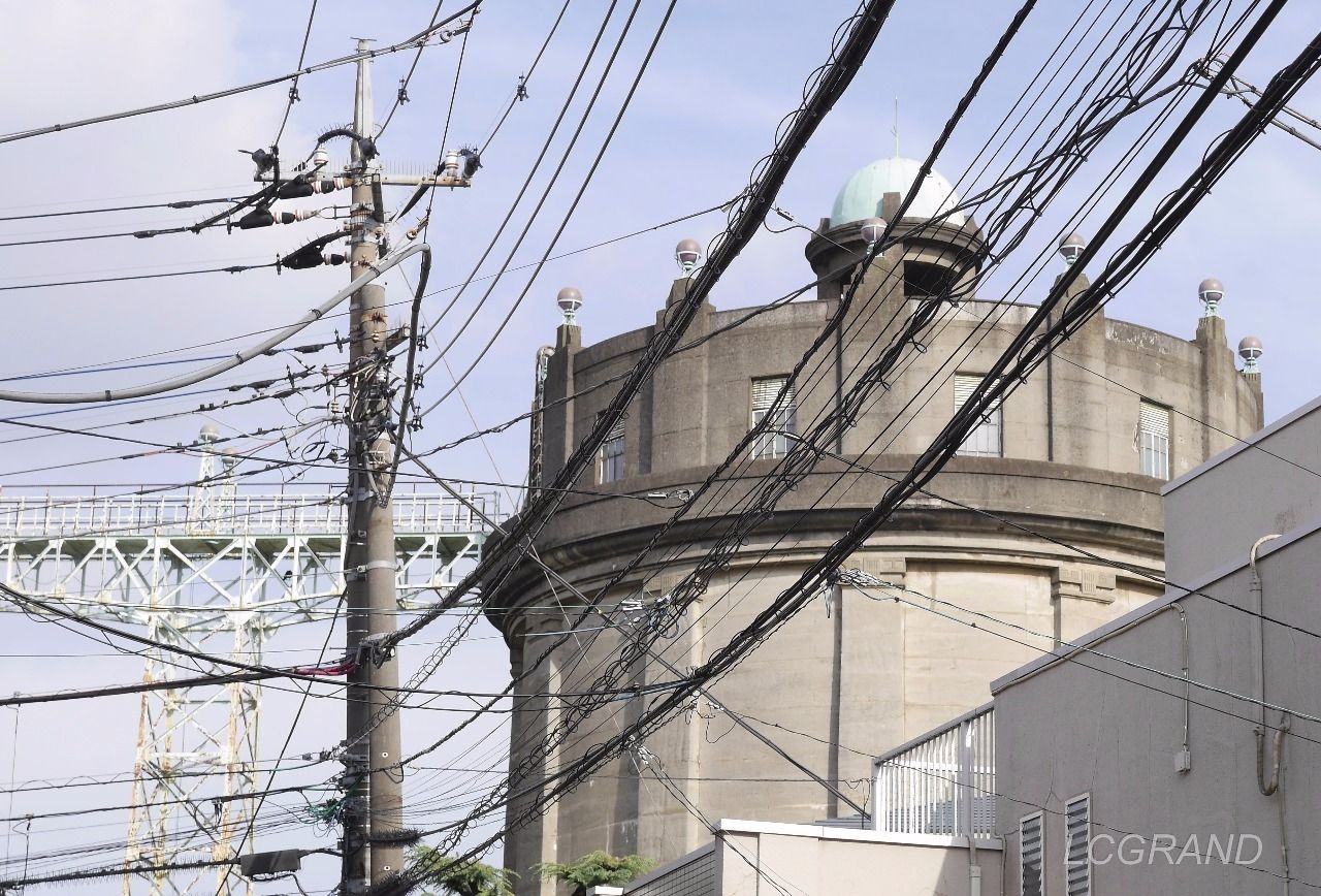 電線が多く、すっきりと駒沢給水塔が見えない